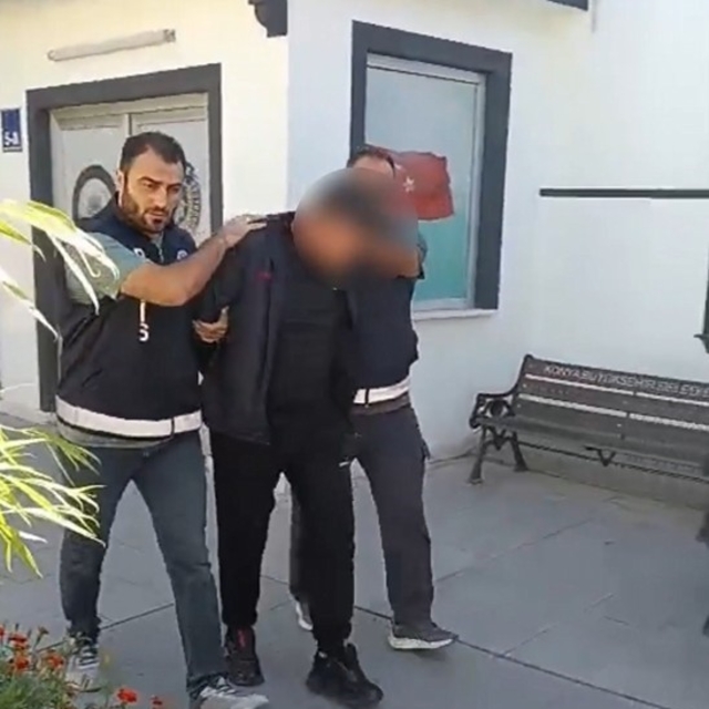 Konya'da trafikte elinde sopayla saldırı girişimine 380 bin TL ceza