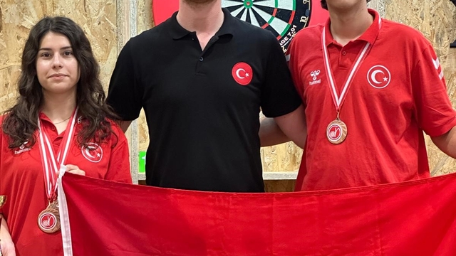 Yıldırımlı dartçılardan milli gurur