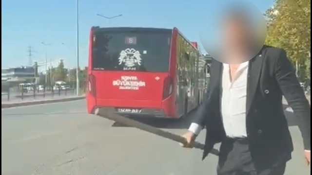 Trafikte tartıştığı sürücüye sopayla saldırmaya kalkışan kişiye 380 bin TL ceza kesildi