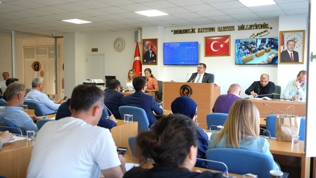 Düzce Belediye Meclisi 30 gündem maddesini görüştü