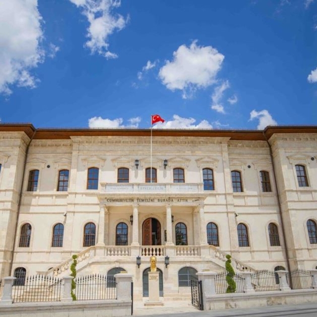 Sivas'ta müzelerin ziyaretçi sayısı yüzde 46 arttı
Türkiye İstatistik Kurum...