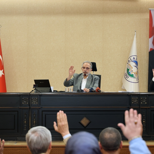 Talas Meclisi'nden hizmet atağı