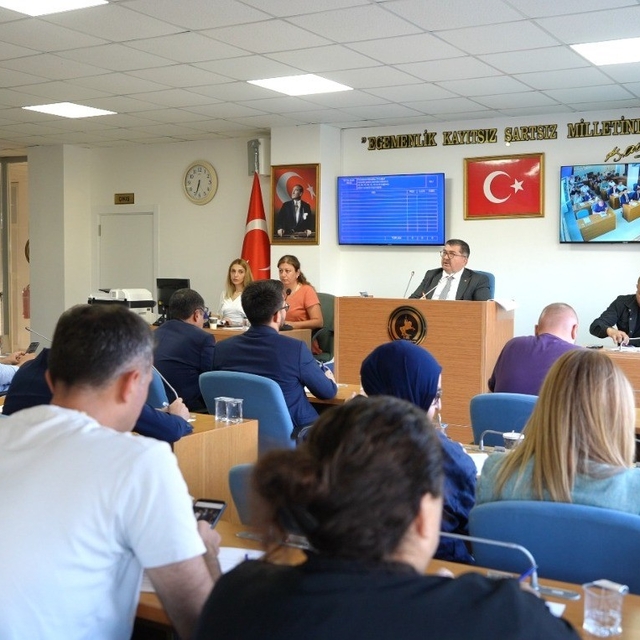 Düzce Belediye Meclisi 30 gündem maddesini görüştü