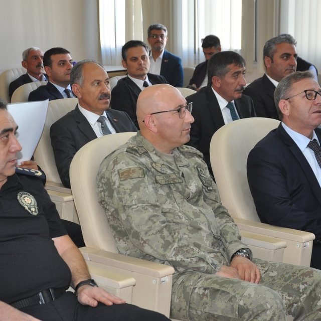Kars'ta İRAP Toplantısı gerçekleştirildi: Afet risklerine karşı hazırlık ma...