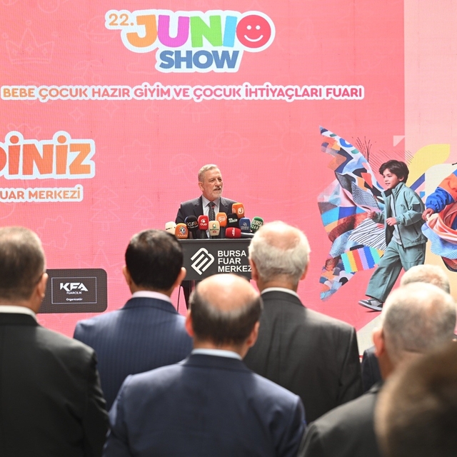 Bebe ve çocuk konfeksiyonunun küresel vitrini Junioshow kapılarını açtı