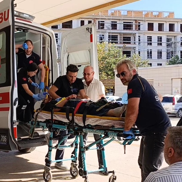 Hafif ticari aracın çarptığı bisikletli Ayşegül hayatını kaybetti