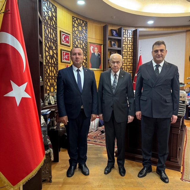 MHP Bursa'da bayrağı Mehmet Emin Özcanbaz devralıyor
