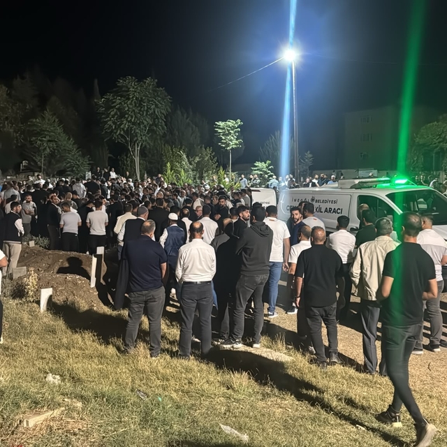 İnegöl'deki kazada hayatını kaybeden 13 yaşındaki çocuk toprağa verildi