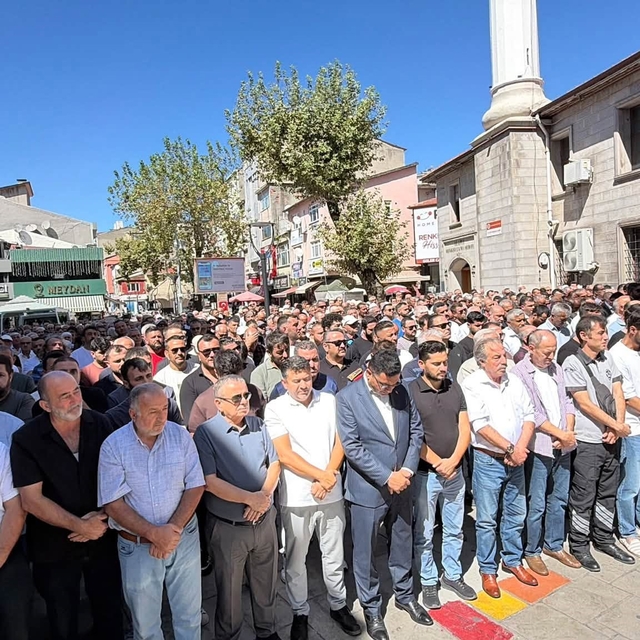 Alaplı'nın yardım gönüllüsü Tuncay Çil son yolculuğuna uğurlandı