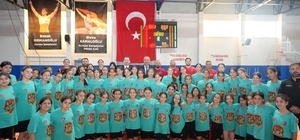 Üzümlü'de milli güreşçiler için gelişim kampı