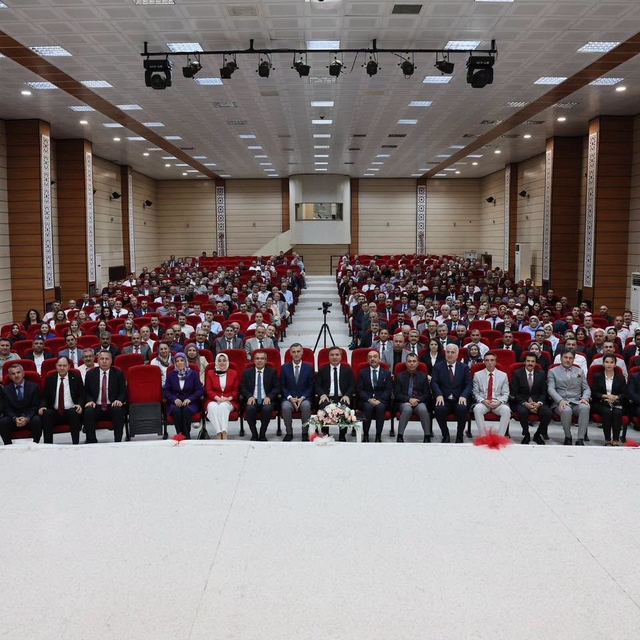 Erzincan'da eğitim yöneticileri yeni eğitim yılı öncesi bir araya geldi