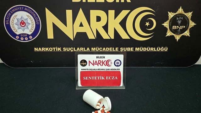 Bilecik'te şehirlerarası otobüste 2 şahıs üzerinden uyuşturucu çıktı