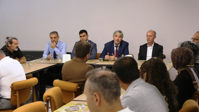 Kütahya'da AR-GE ve Strateji Geliştirme Birimleri değerlendirildi