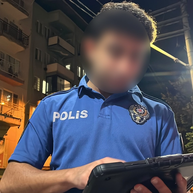 Bursa'da ahlak uygulamasında uyuşturucu ele geçirildi