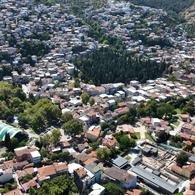 Bursa'da öyle bir mahalle var ki suçlular sokağından geçemiyor
Bursa'nın o...