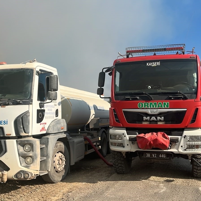 Bünyan Belediyesi'nden Kozan'daki yangına güçlü destek