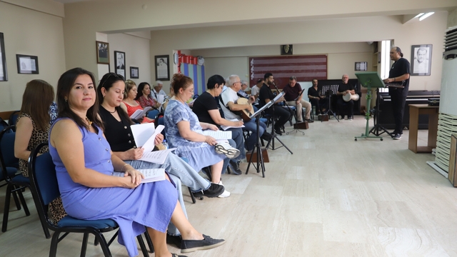 Nazilli'nin 42 yıllık korosu yeni döneme başladı