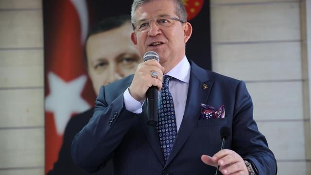 AK Parti İl Başkanı Subaşıoğlu; "Vatandaşın işini zorlaştırmayın, kolaylaştırın"
