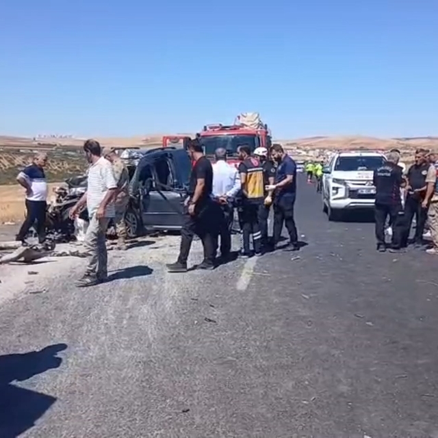 Taziye ziyareti dönüşü kaza: aynı aileden 4 ölü, 2 yaralı
