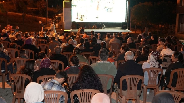 Denizli'de 'Köyümde Sinema Günleri' ile nostalji rüzgarı sürüyor