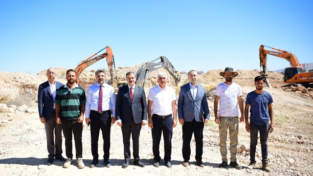 MTÜ'de Merkezi Kütüphane ve Kampüs Meydanı için çalışmalar başladı