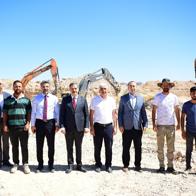 MTÜ'de Merkezi Kütüphane ve Kampüs Meydanı için çalışmalar başladı