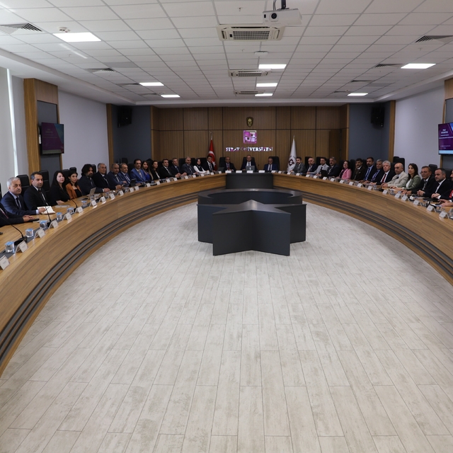 FÜ'de yeni eğitim öğretim yılı hazırlıkları değerlendirildi