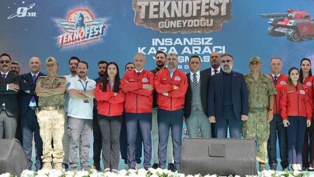 Mardin'de TEKNOFEST İnsansız Kara Aracı Yarışması başladı