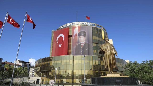 Aydın Büyükşehir Belediyesi yerel yönetimler performans araştırmasında ilk 5'te yer aldı