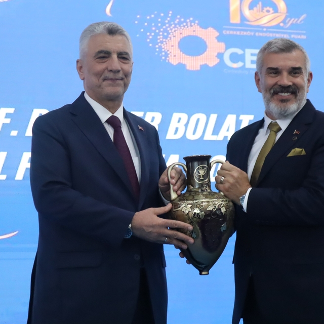 Ticaret Bakanı Bolat: "Kişi başı milli gelirimiz 20 bin 500 dolara çıkacak"
