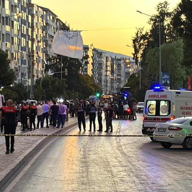 İzmir'de bankada rehin alma iddiası (2)