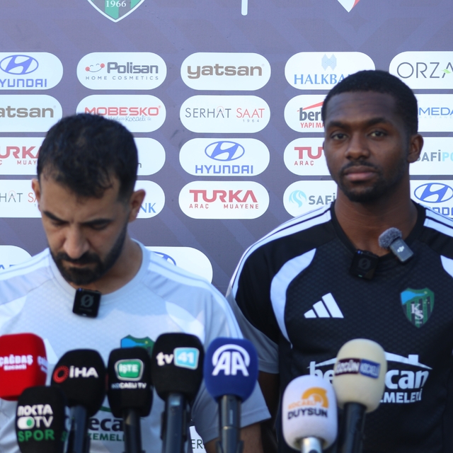 Kocaelispor, Galatasaray deplasmanına hazırlanıyor
Dijksteel: "İstanbul'a g...