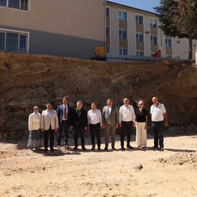 AK Parti Mudanya İlçe Başkanlığından Mütareke İlkokulunda inceleme