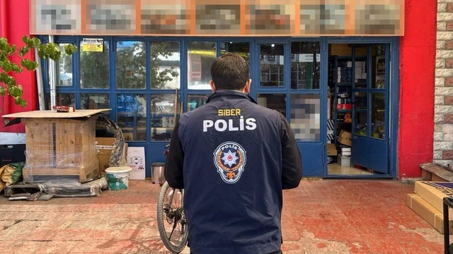 Erzincan'da esnaf ve vatandaşlara siber güvenlik bilgilendirmesi