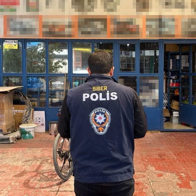 Erzincan'da esnaf ve vatandaşlara siber güvenlik bilgilendirmesi