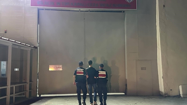 Bilecik'te 5 yıl 10 ay hapis cezasıyla aranan şahıs yakalandı