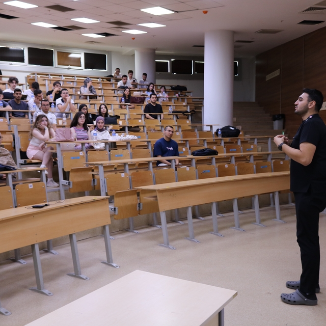 ADÜ'de öğrencilerin akademik hayata uyum süreci güçlendiriliyor