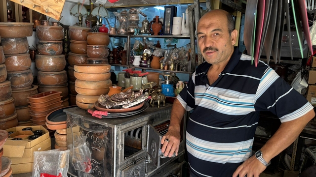 Eskişehir'de soba sezonu başladı
Soba imalatçıları ve satıcıları yeni sezon hazırlıklarını tamamladı
En çok döküm kuzine sobalar tercih ediliyor