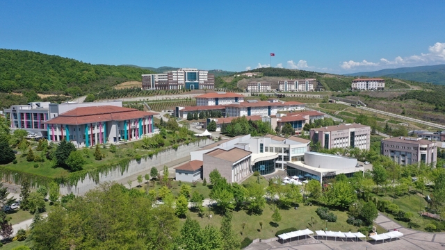 Eğitim Fakültesi mezunlarından 2026 AGS'de gurur veren başarı
