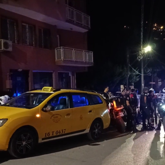 Taksiden kurusıkı tabancayla ateş açan şüpheli gözaltına alındı