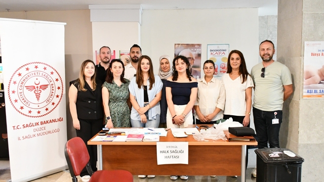 Düzce'de hastanede "Her Gün Halk Sağlığı" standı kuruldu