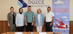 Düzce Üniversitesi'nde öğrencilik süreçleri tüm yönleriyle ele alındı