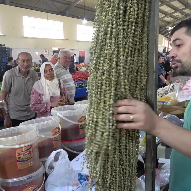 Kuru çiçek bamya pazarda gramla satılıyor: "Hızır'ın cebinden düşen bamya"...