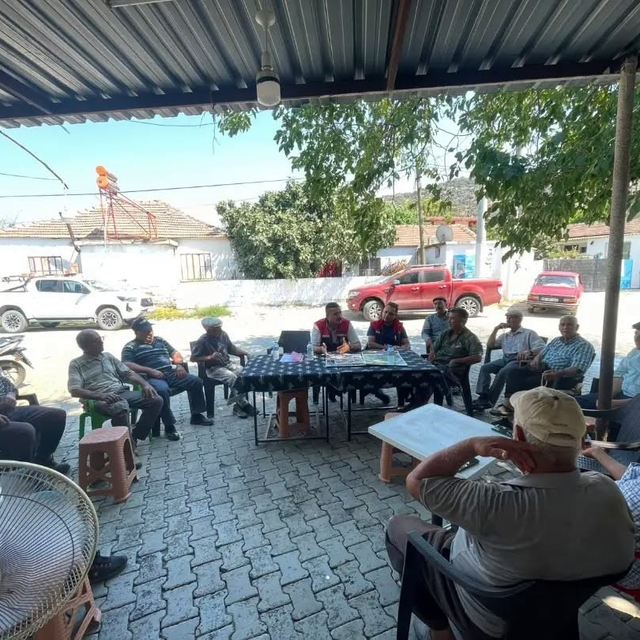 Aydın'da üreticilerle 'Cuma Buluşması' programları sürüyor