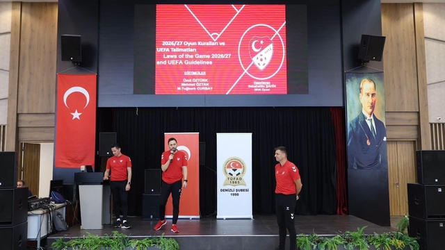 Merkezefendi'de futbolun yeni sezon kuralları konuşuldu