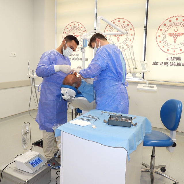 Nusaybin Ağız ve Diş Sağlığı Merkezinde implant tedavisi başladı