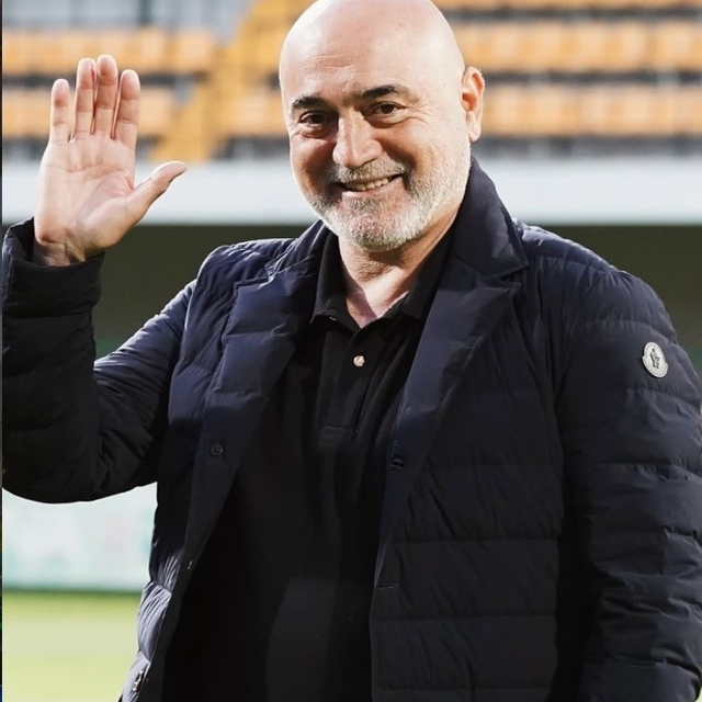 Iğdır FK, Hikmet Karaman ile yollarını ayırdı
