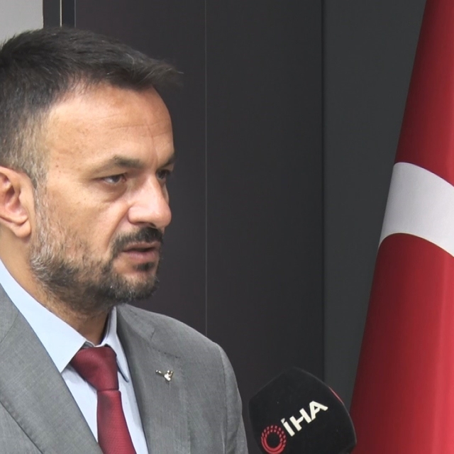 Kayseri okuyor
Kayseri İl Kültür ve Turizm Müdürü Şükrü Dursun: "2 milyon 1...