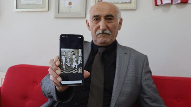 12 Eylül'ün akıl almaz işkencelerini anlattı
Kara Eylül mağduru Gül, 19 yaşında girip 28 yaşında çıktığı cezaevinde yaşadığı akıl almaz işkencelerini anlattı
Henüz 19 yaşında vücudunda sigara söndürüp, gözaltına aldıkları eşine tecavüz etmekle tehdit ettiler