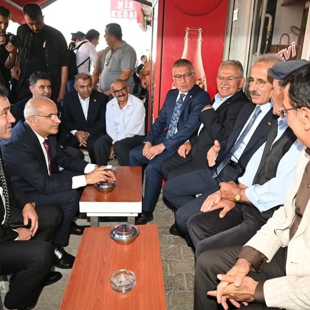 Başkan Büyükkılıç, Bakan Uraloğlu'nun programlarına eşlik etti